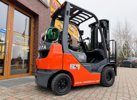 TOYOTA 02-8FGF18 triplex 2015