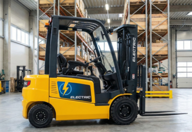 Energooszczędność w wózkach widłowych elektrycznych – jak obniżyć koszty?